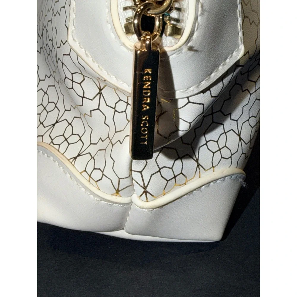 Kendra Scott Makeup Bag White Gold Medallion Logo Cosmetic Pouch Travel Case